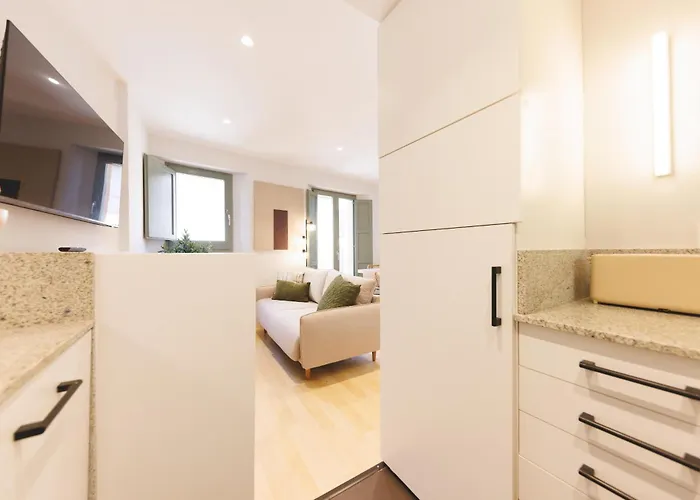 Appartement Bravissimo Calderers La Daina, Next To The Onyar River